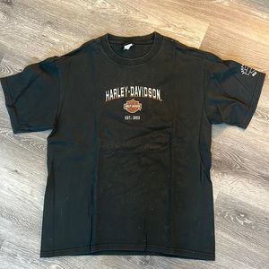 Vintage men’s embroidered Harley graphic - size Large